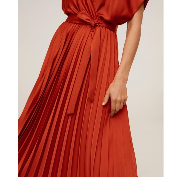 Mango🔥 Pleated skirt dress satin effect - Picture 7 of 12